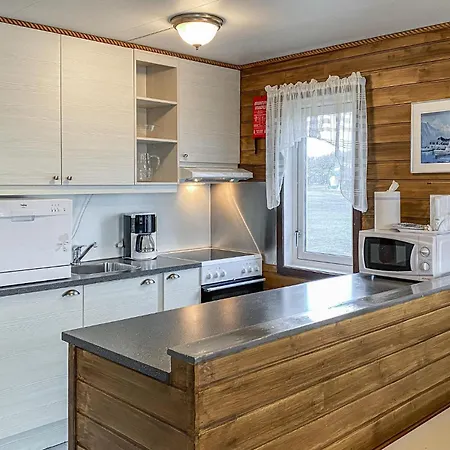 Holiday home Beautiful In With Kitchen